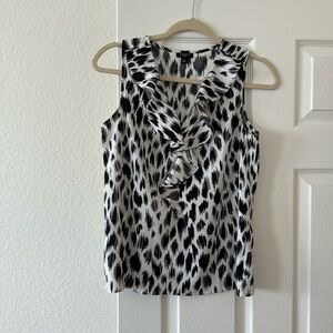 Ann Taylor Black & White Blouse Size 6 Petite